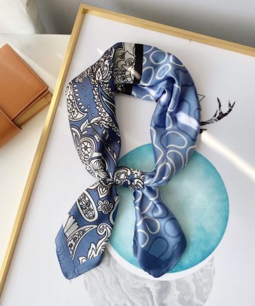 Bluish Grey Neck Scarf
