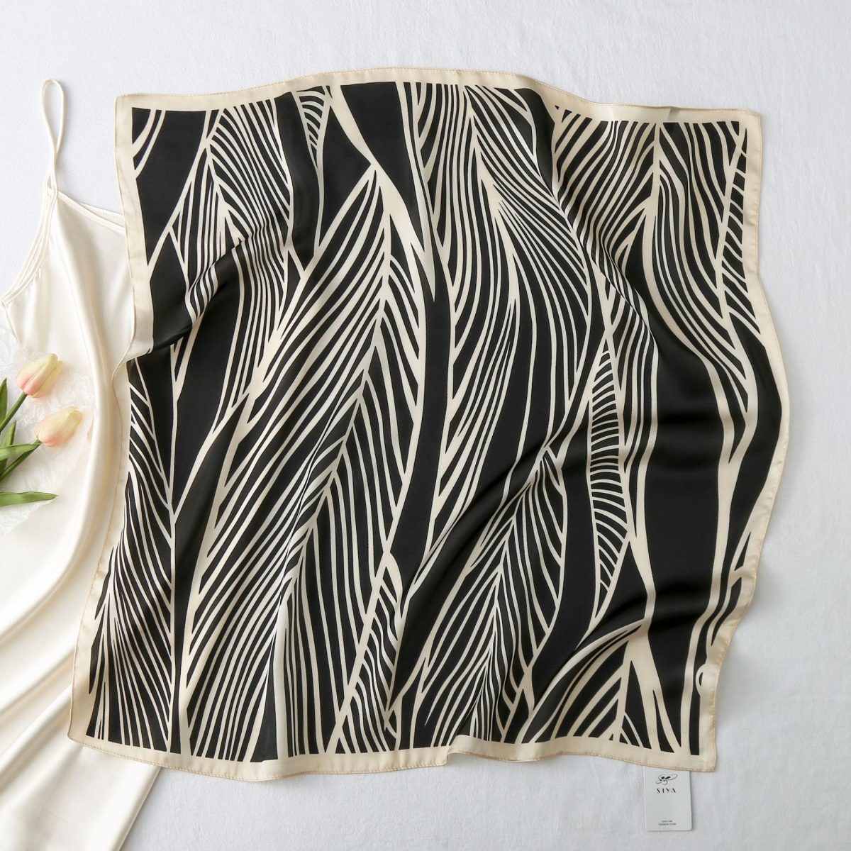 Kangaroo Black Neck Scarf