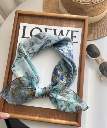 Light Sky Petals Neck Scarf