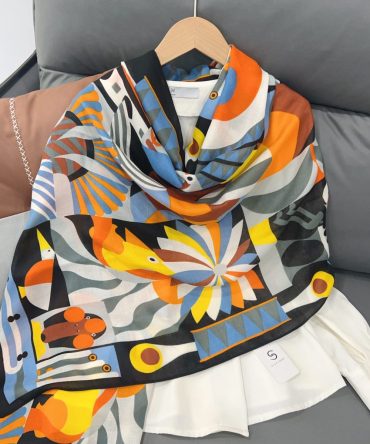 Parede En Black Printed Scarf