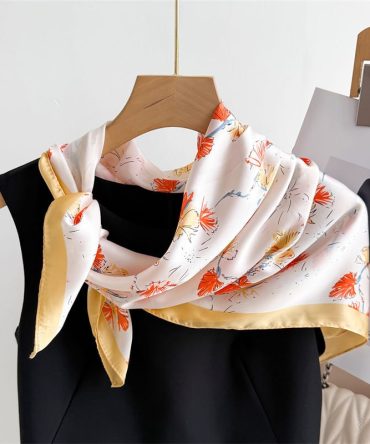 Pearl Peach Neck Scarf