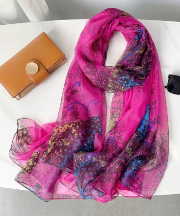 Raspberry Pink Chiffon Hijab