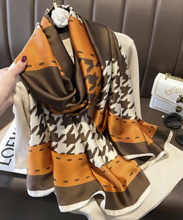 Rokō Brown Silk Scarf