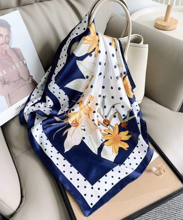 Stratos Blue Neck Scarf