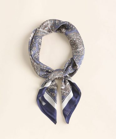 Waikawa Gray Neck Scarf