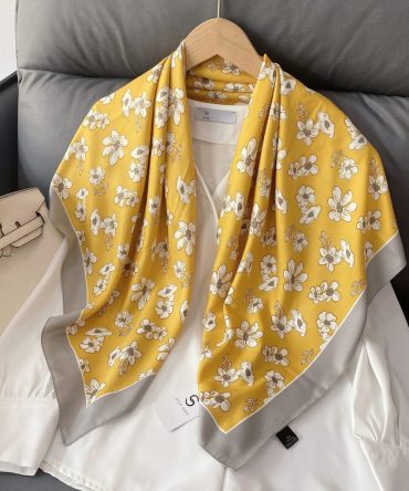 Winter Hazel Head Scarf