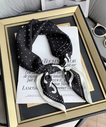 Zeus Black Neck Scarf